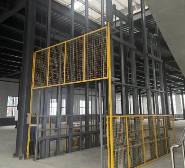 三才镇请详细介绍一下货梯安装在室外的维护方法